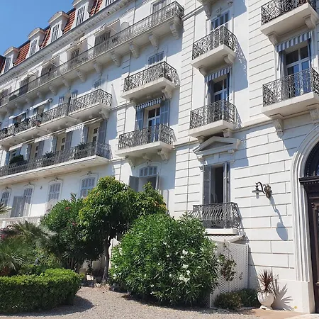 Californie, Winter Palace, A 2 Pas De La Rue D'antibes Et Des Plages De La Croisette Apartment